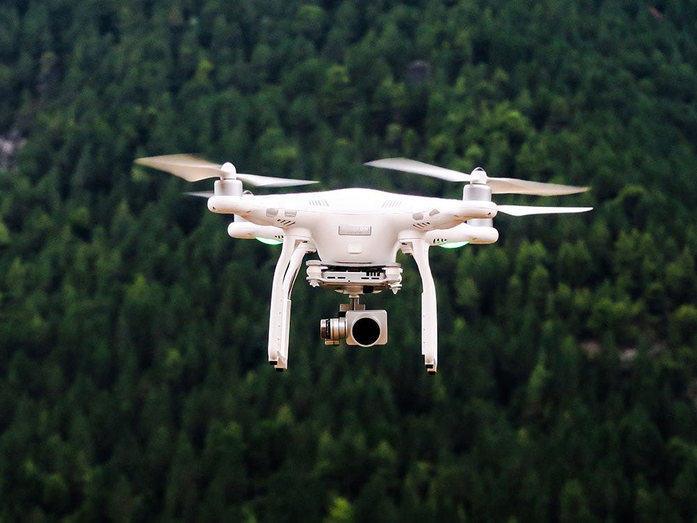 jason blackeye XYrjl3j7smo unsplash Skinstra