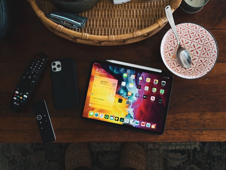 michael jeffery hgvmvDYdmnY unsplash Skinstra
